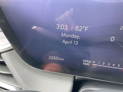 Used 2025 Buick Enclave Preferred image 20