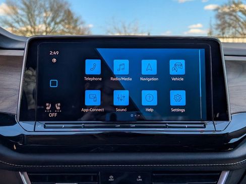 Used 2024 Volkswagen Atlas SE image 24