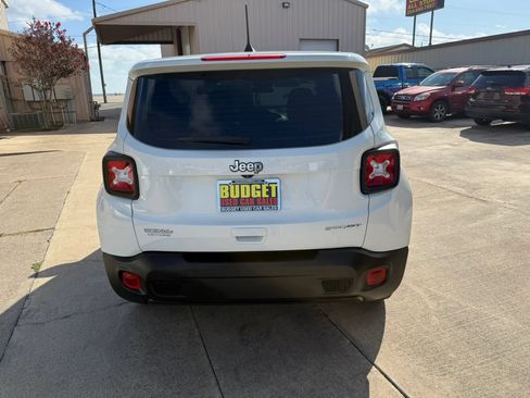 Used 2020 Jeep Renegade Sport w/ UConnect 7.0 Group FWD image 6