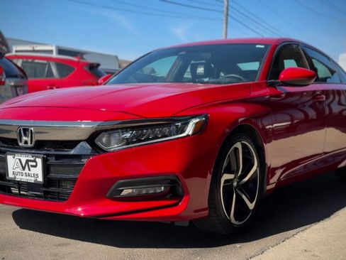 Used 2019 Honda Accord Sport image 5