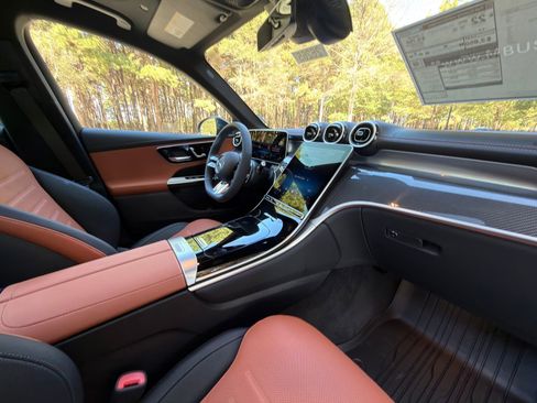 New 2026 Mercedes-Benz GLC 43 AMG GLC 43 AMG image 19