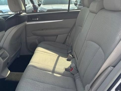Used 2012 Subaru Outback 2.5i Premium w/ Popular Pkg 1B AWD/4WD image 17