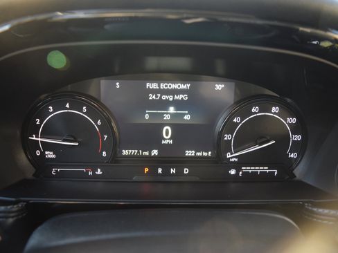 Used 2022 Lincoln Corsair AWD w/ Premium Package image 12