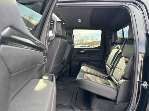 Used 2025 GMC Sierra 1500 AT4 w/ AT4 Premium Package image 17