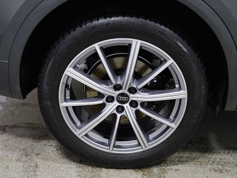 Used 2023 Audi SQ5 Premium Plus w/ Premium Plus Package image 36