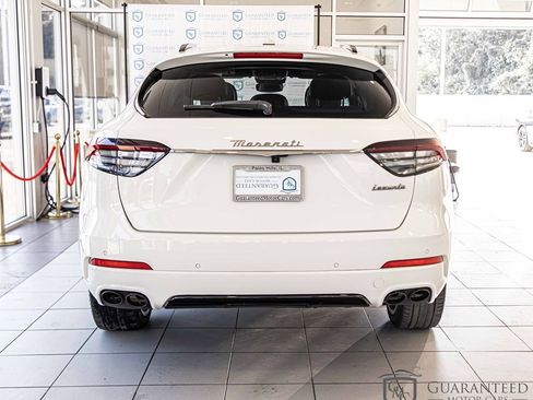 Used 2022 Maserati Levante GT image 13