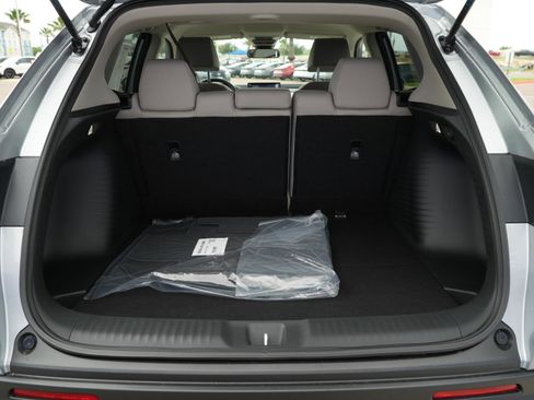 New 2026 Honda HR-V LX image 8