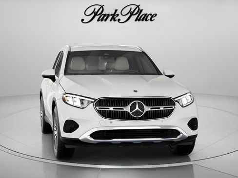 Used 2026 Mercedes-Benz GLC 300 image 35