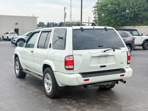 Used 2003 Nissan Pathfinder LE AWD/4WD image 6