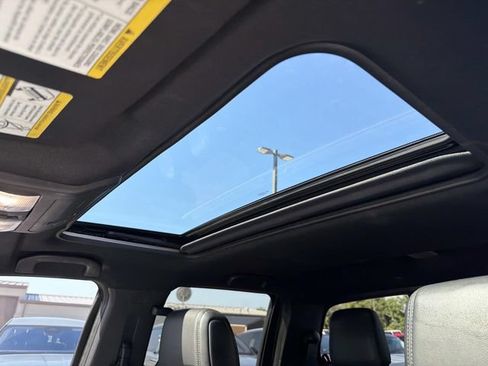 Used 2022 Nissan Frontier Pro-X w/ Pro-X Premium Package RWD image 29