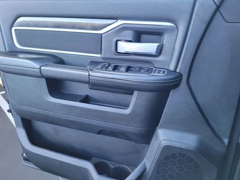 Certified 2024 RAM 2500 Big Horn AWD/4WD image 15