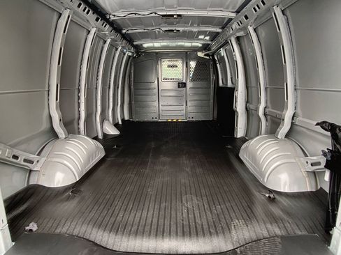 New 2025 Chevrolet Express 2500 Extended w/ Driver Convenience Package image 22