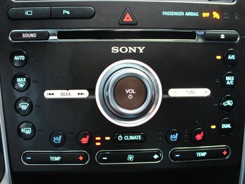 Used 2018 Ford Explorer Sport w/ Equipment Group 401A image 31