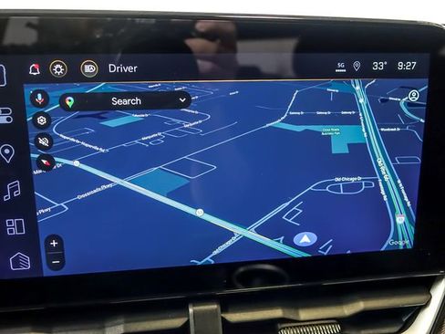 Used 2025 Chevrolet Equinox LT w/ Midnight Edition image 22