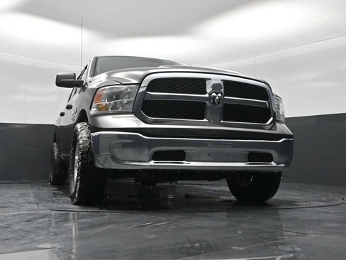 Used 2021 RAM 1500 Classic SLT image 19