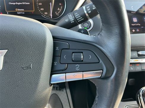 Certified 2023 Cadillac XT4 Luxury w/ Cold Weather Package image 22