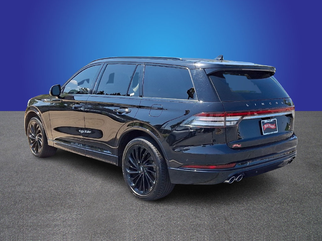 Used 2023 Lincoln Aviator Reserve w/ Equipment Group 201A AWD/4WD image 6