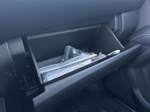 Certified 2021 GMC Yukon XL SLT w/ SLT Premium Package image 33