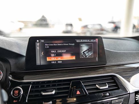 Used 2018 BMW 530i xDrive w/ Premium Package AWD/4WD image 15
