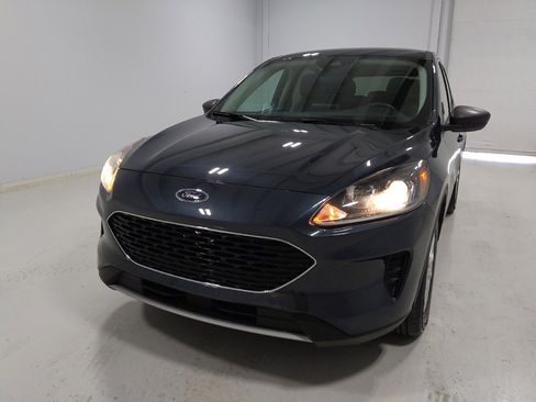 Used 2022 Ford Escape SE FWD image 15