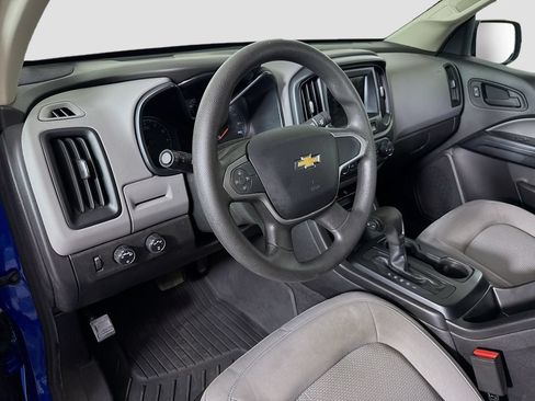 Used 2019 Chevrolet Colorado W/T w/ WT Convenience Package AWD/4WD image 9