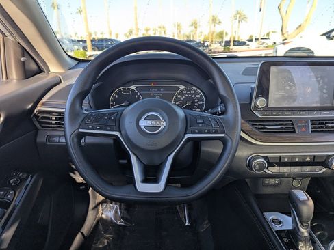 Certified 2023 Nissan Altima 2.5 SV image 25