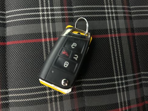 Used 2017 Volkswagen GTI Sport image 32