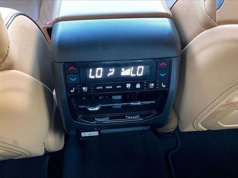 Certified 2025 Jeep Grand Cherokee L Summit image 18