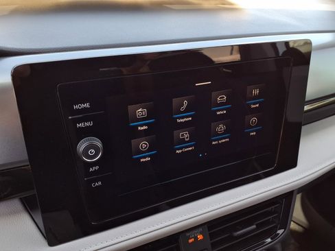 New 2026 Volkswagen Taos S image 16