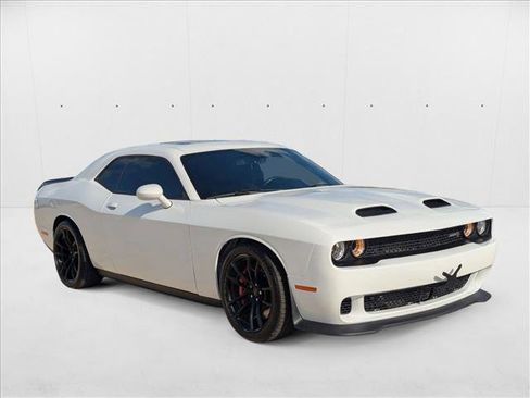 Used 2023 Dodge Challenger SRT Hellcat w/ Driver Convenience Group image 3