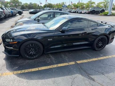 Used 2019 Ford Mustang GT Premium w/ GT Performance Package RWD image 9