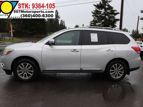 Used 2014 Nissan Pathfinder SL AWD/4WD image 3