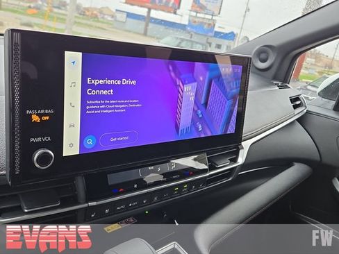 New 2026 Toyota Sienna Limited image 8