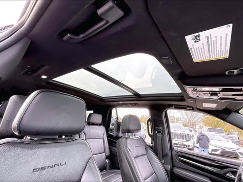 Certified 2021 GMC Yukon Denali w/ Denali Ultimate Package image 13