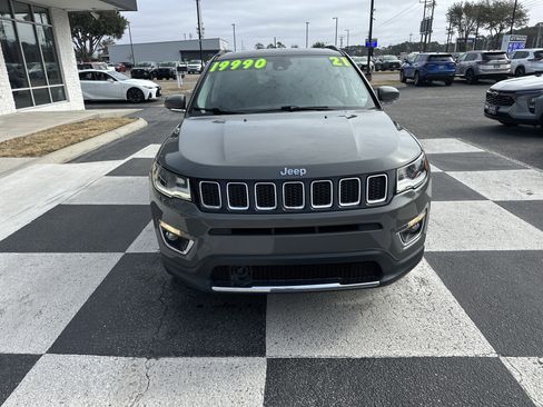 Used 2021 Jeep Compass Limited w/ Sun and Sound Group image 2
