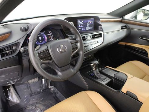 Used 2022 Lexus ES 350 w/ Premium Package image 24