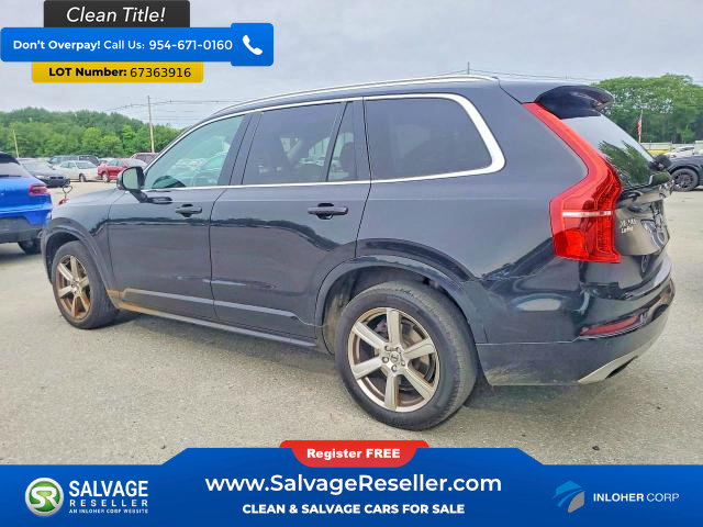 Used 2021 Volvo XC90 T6 Momentum AWD/4WD image 3