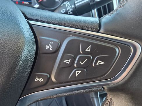 Used 2024 Chevrolet Equinox LT w/ LPO, Floor Liner Package FWD image 18