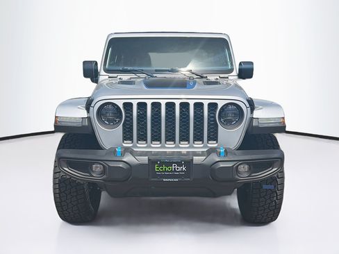 Used 2023 Jeep Wrangler Unlimited Rubicon 4xe w/ Cold Weather Group AWD/4WD image 2