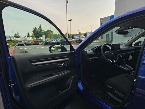 Certified 2025 Honda CR-V LX image 23