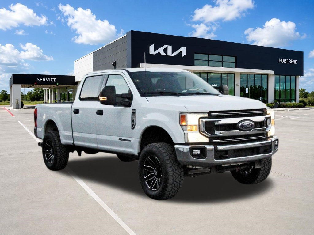 Used 2022 Ford F250 XLT w/ XLT Value Package AWD/4WD image 3