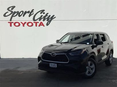 Certified 2023 Toyota Highlander L