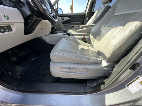 Used 2017 Honda Pilot Touring image 20