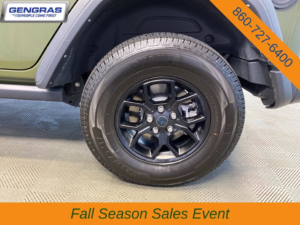 Used 2024 Jeep Wrangler Unlimited AWD/4WD image 31