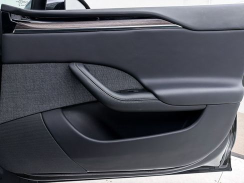 Used 2021 Tesla Model S Long Range image 28