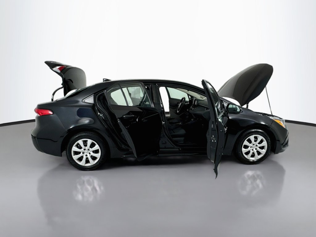 Used 2025 Toyota Corolla LE FWD image 22