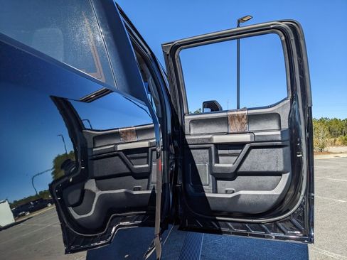 Used 2018 Ford F250 Lariat w/ Lariat Ultimate Package image 62