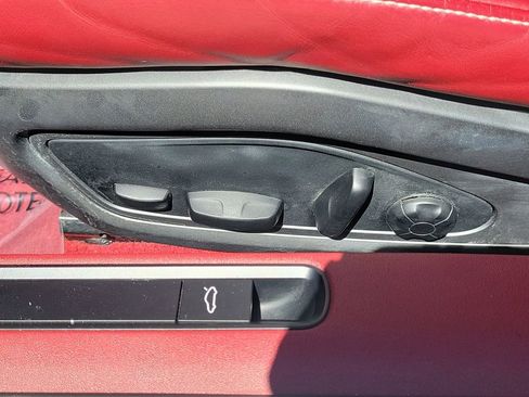 Certified 2021 Porsche 911 Targa 4S image 28