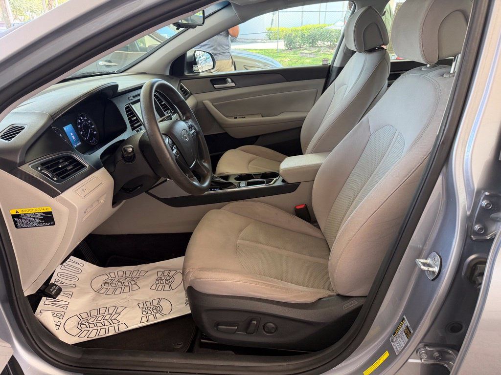 Used 2016 Hyundai Sonata Sport FWD image 6