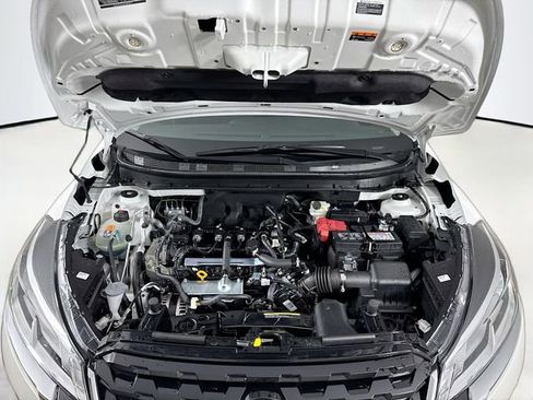 Used 2024 Nissan Kicks SV image 31